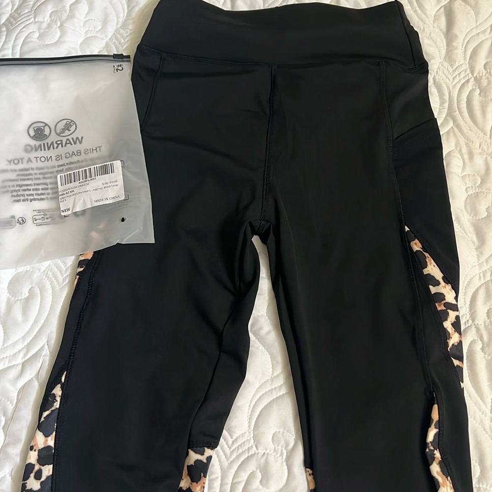 NWT Leopard Accent High Waisted Leggings
